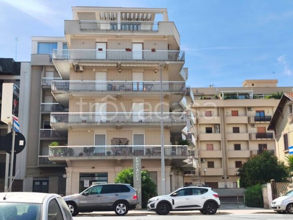 appartamento in vendita a Trani in zona Borgo Ottocentesco