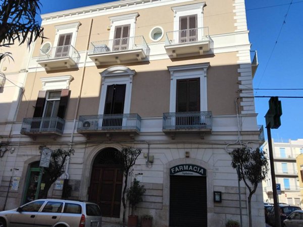 appartamento in vendita a Trani in zona Borgo Ottocentesco