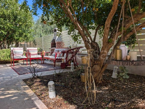 casa indipendente in vendita a Trani in zona Villa Dragonetti