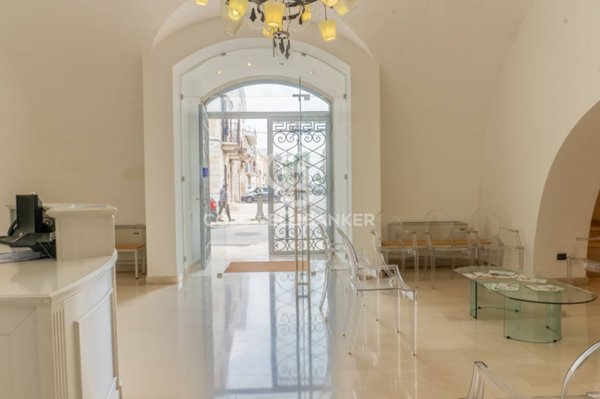 locale commerciale in vendita a Trinitapoli