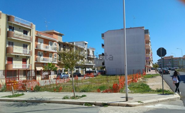 casa indipendente in vendita a Trinitapoli