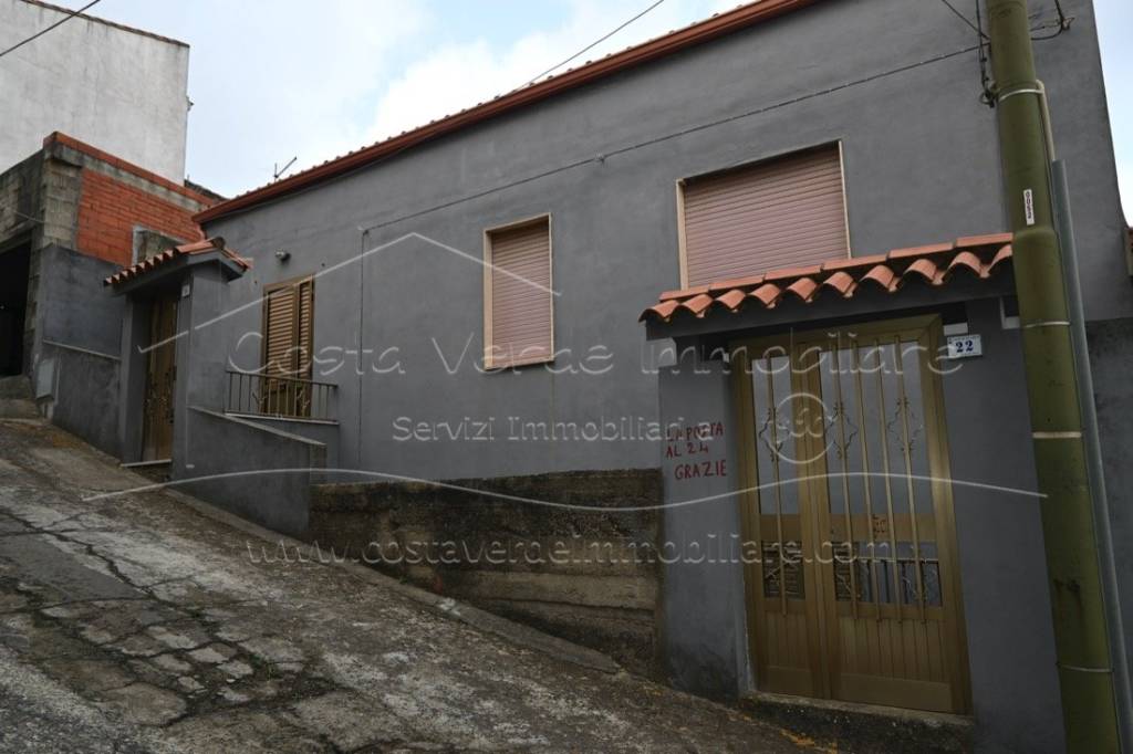 casa indipendente in vendita ad Arbus