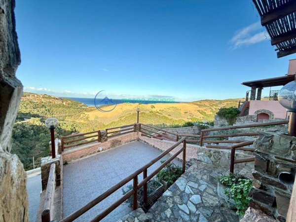 casa indipendente in vendita ad Arbus