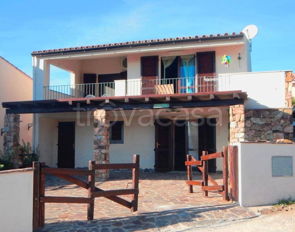 casa indipendente in vendita ad Arbus