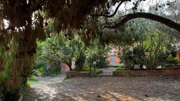 casa indipendente in vendita ad Arbus