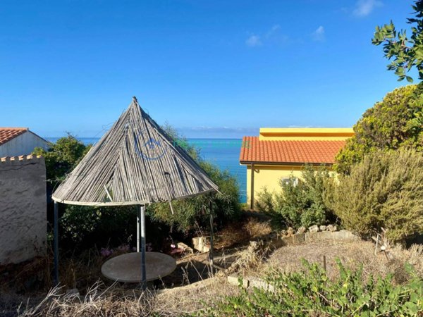 casa indipendente in vendita ad Arbus