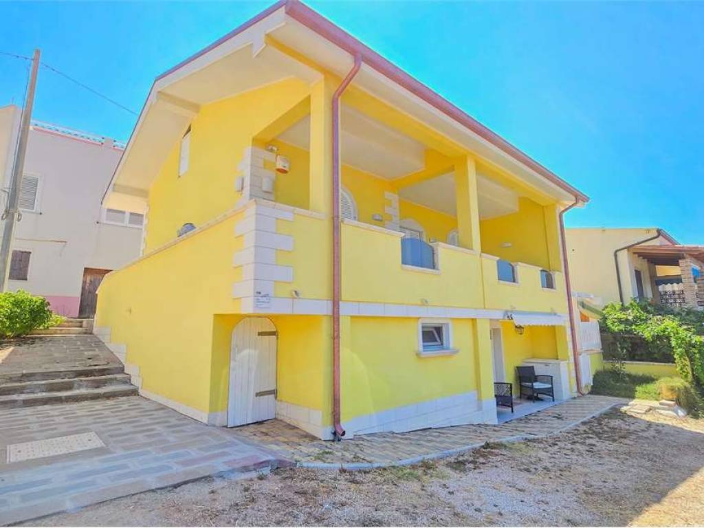 casa indipendente in vendita ad Arbus