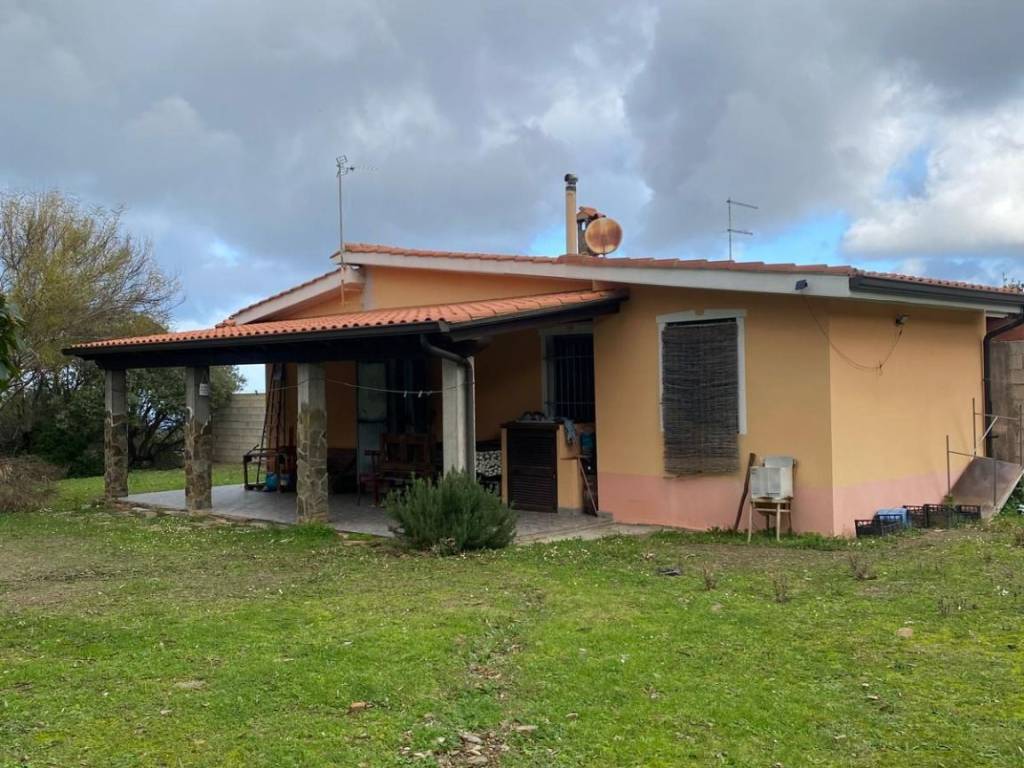 casa indipendente in vendita ad Arbus