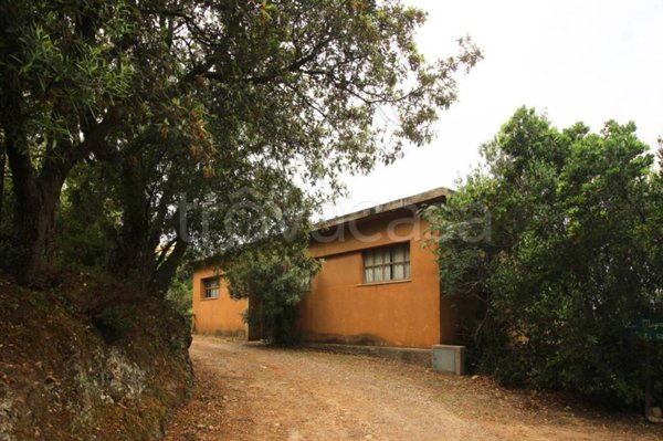 casa indipendente in vendita ad Arbus in zona Ingurtosu