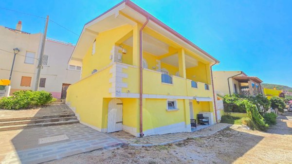 casa indipendente in vendita ad Arbus