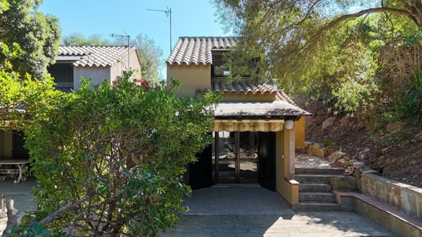 casa indipendente in vendita ad Arbus