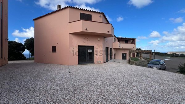 locale commerciale in vendita ad Arbus