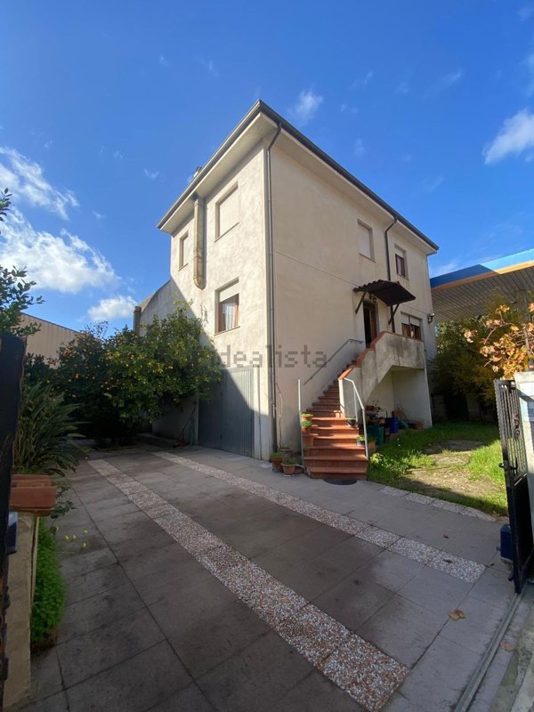 casa indipendente in vendita ad Arbus