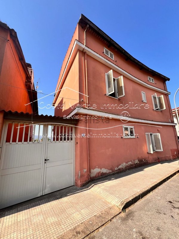 casa indipendente in vendita ad Arbus