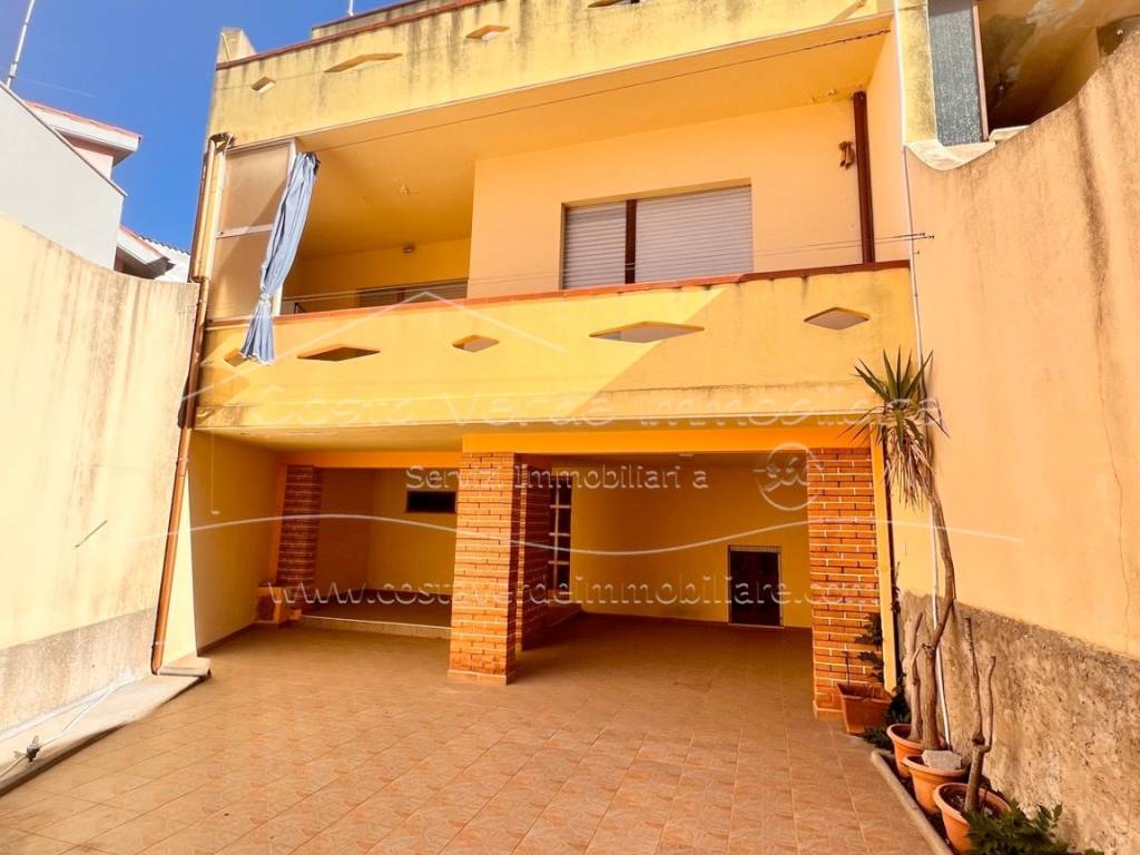 casa indipendente in vendita ad Arbus
