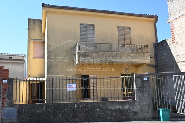 appartamento in vendita ad Arbus