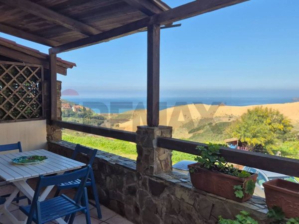 casa indipendente in vendita ad Arbus