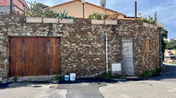 appartamento in vendita ad Arbus