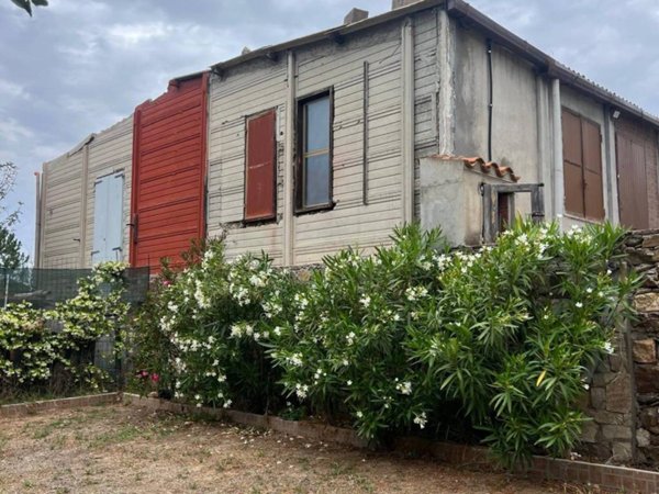 casa indipendente in vendita ad Arbus