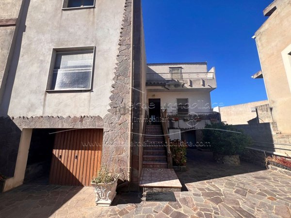 casa indipendente in vendita ad Arbus