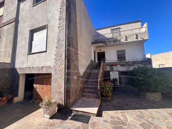 casa indipendente in vendita ad Arbus