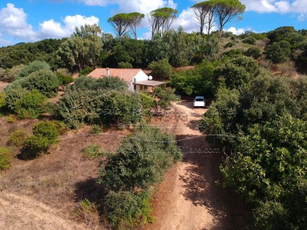 casa indipendente in vendita ad Arbus in zona Ingurtosu
