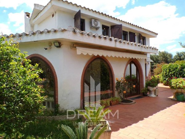 casa indipendente in vendita ad Armungia