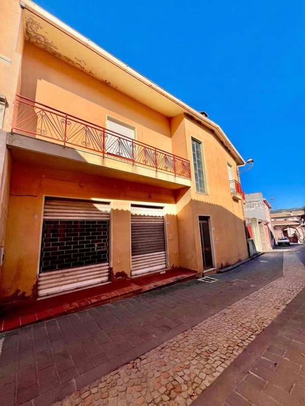 casa indipendente in vendita a Ballao in zona Is Funtaneddas