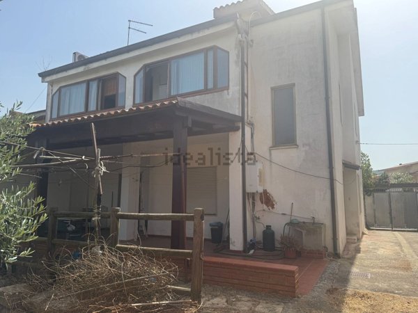 casa indipendente in vendita a Barrali
