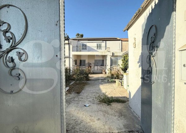 casa indipendente in vendita a Barrali
