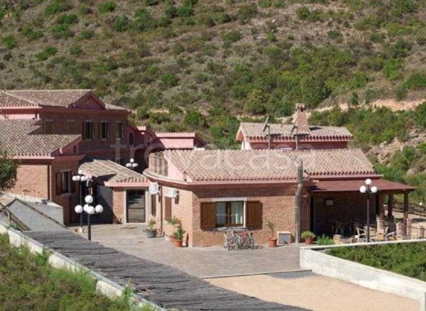 negozio in vendita a Burcei