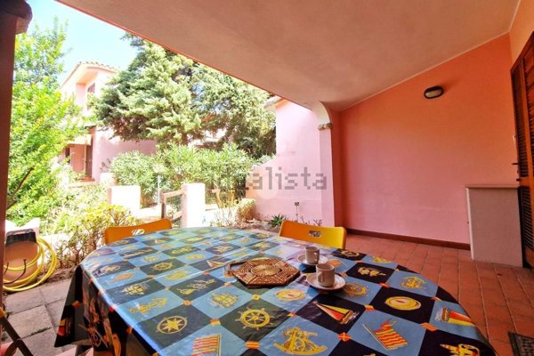 casa indipendente in vendita a Calasetta