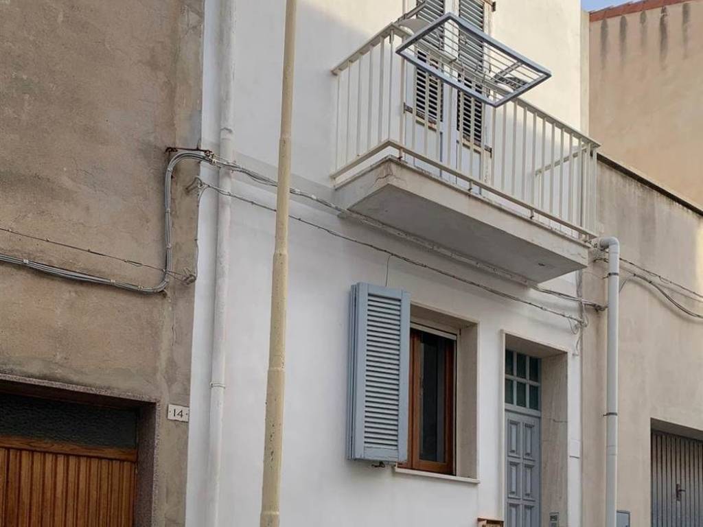 casa indipendente in vendita a Calasetta