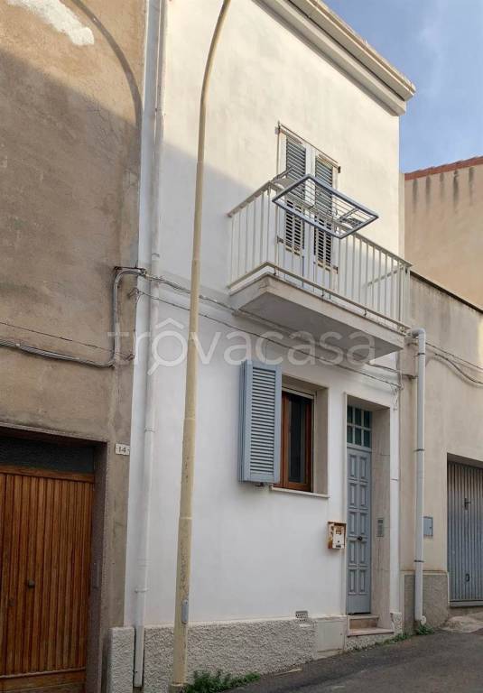 casa indipendente in vendita a Calasetta