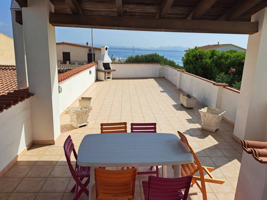 casa indipendente in vendita a Calasetta