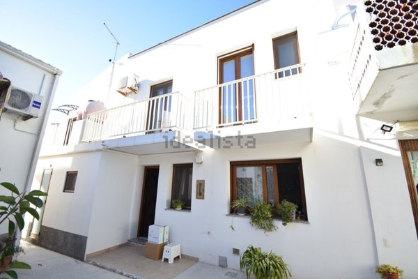 casa indipendente in vendita a Calasetta in zona Cussorgia