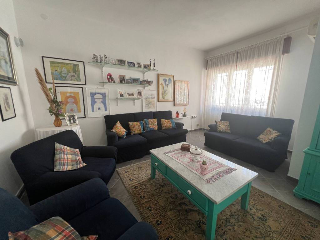 casa indipendente in vendita a Calasetta