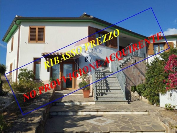 casa indipendente in vendita a Calasetta