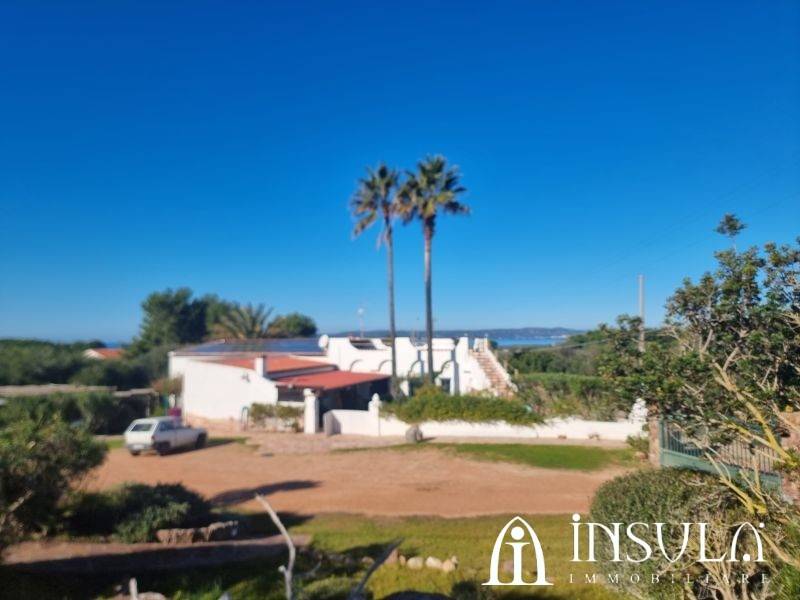 casa indipendente in vendita a Calasetta