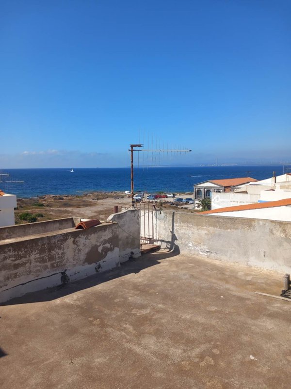 casa indipendente in vendita a Calasetta