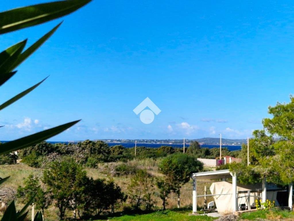 casa indipendente in vendita a Calasetta