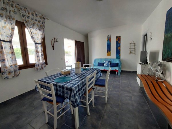 casa indipendente in vendita a Calasetta