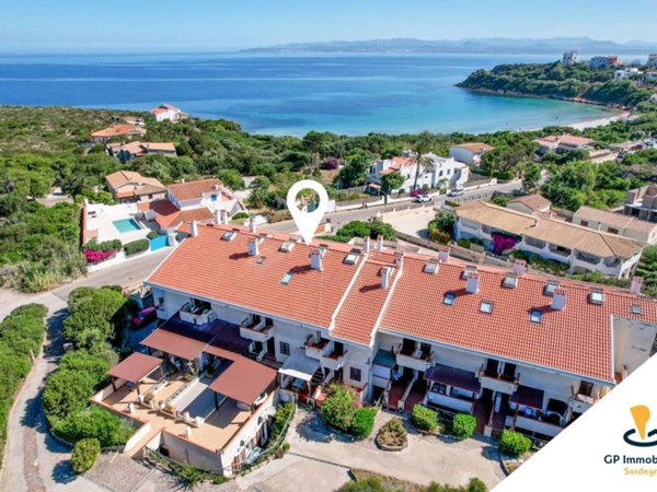casa indipendente in vendita a Calasetta