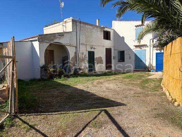 appartamento in vendita a Calasetta