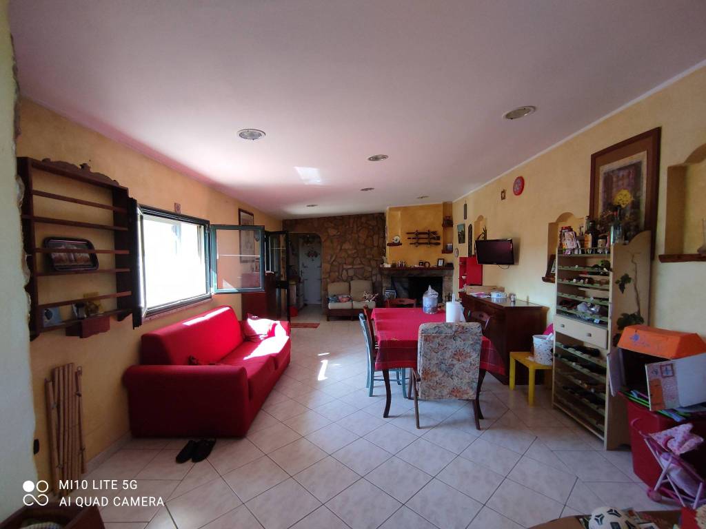 casa indipendente in vendita a Calasetta