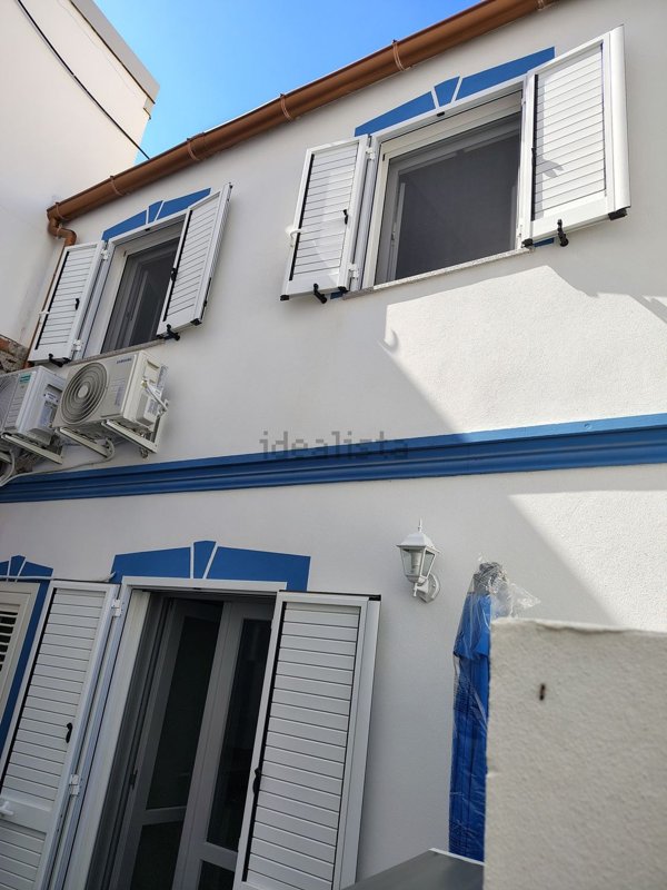 casa indipendente in vendita a Calasetta