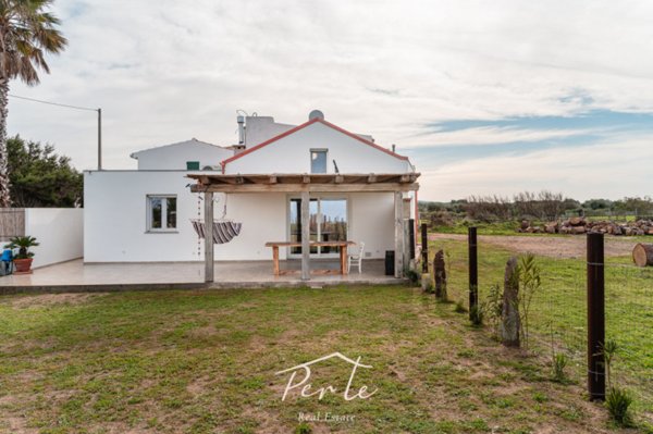 casa indipendente in vendita a Calasetta in zona Cussorgia