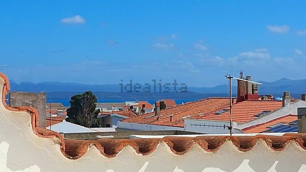 casa indipendente in vendita a Calasetta