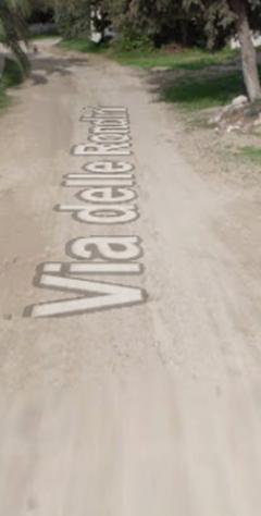 trivano in vendita a Calasetta