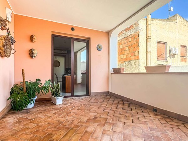 casa indipendente in vendita a Calasetta